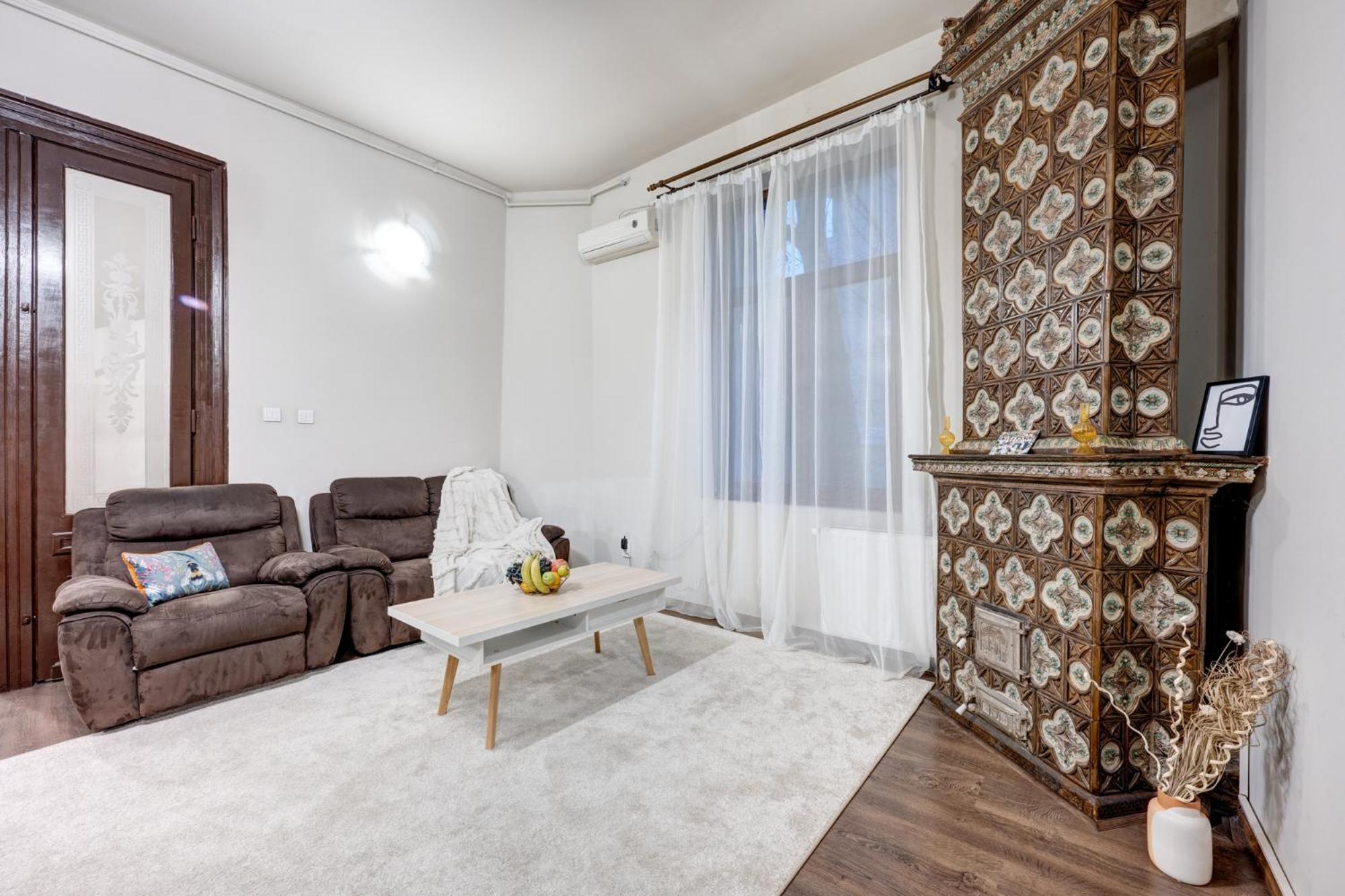 Holiday Apartments Bucureşti Ngoại thất bức ảnh